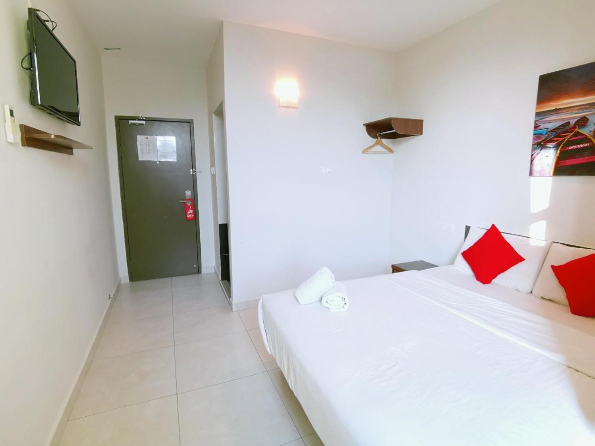 Hkf Hotel كاجانغ المظهر الخارجي الصورة