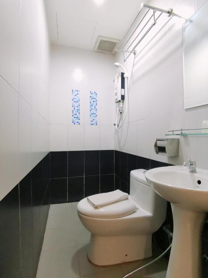 Hkf Hotel كاجانغ المظهر الخارجي الصورة